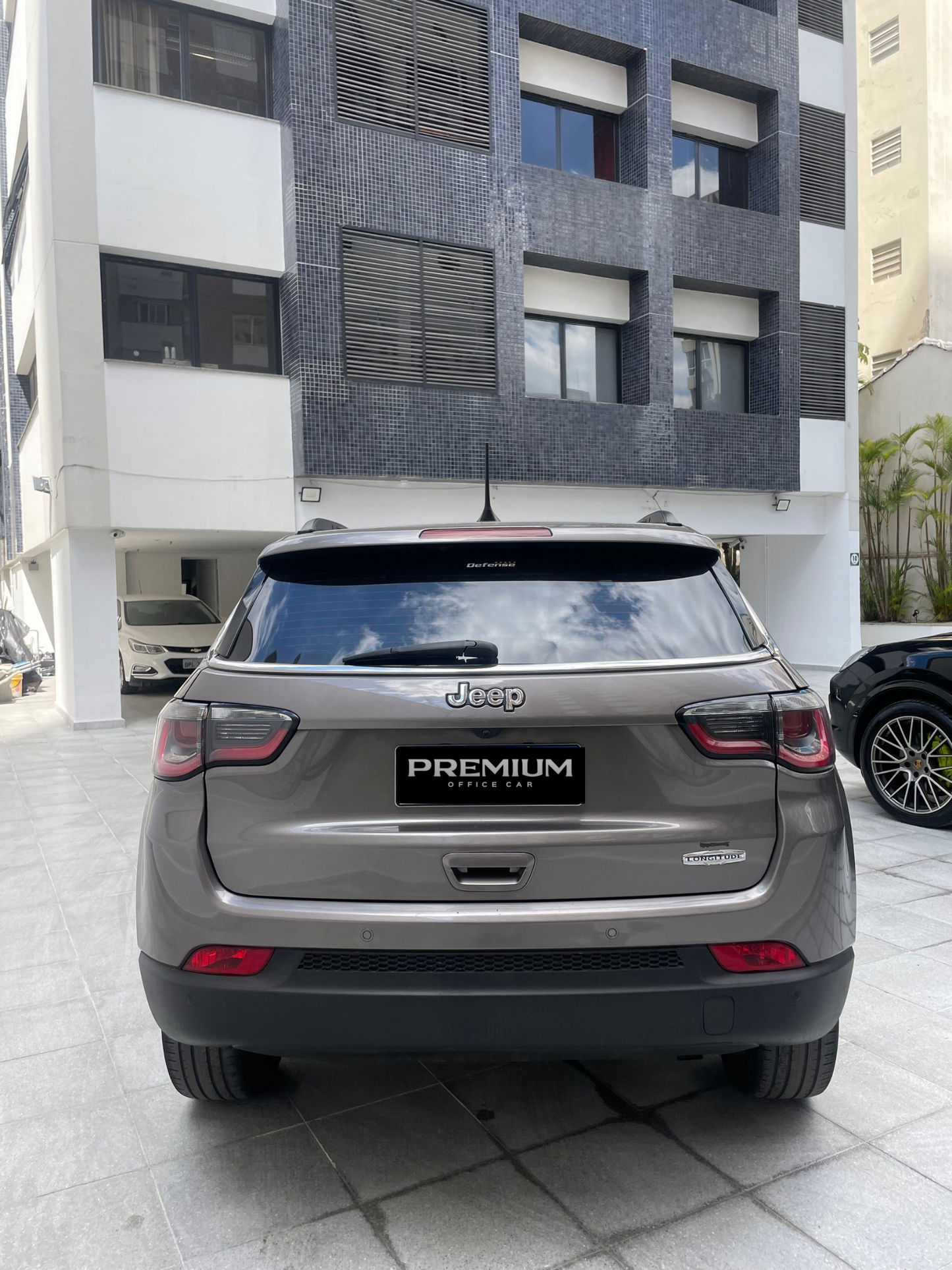 JEEP COMPASS (BLINDADO)