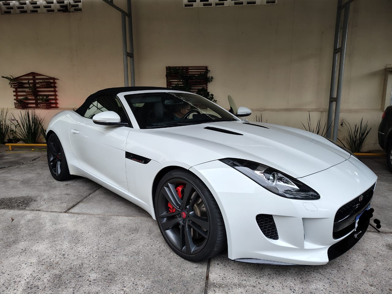 JAGUAR F-TYPE