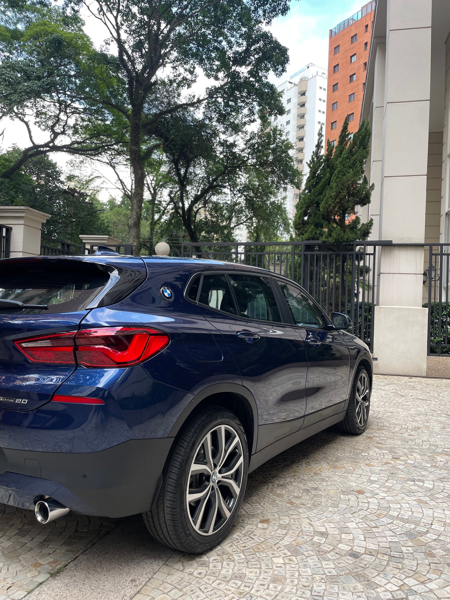 BMW X2