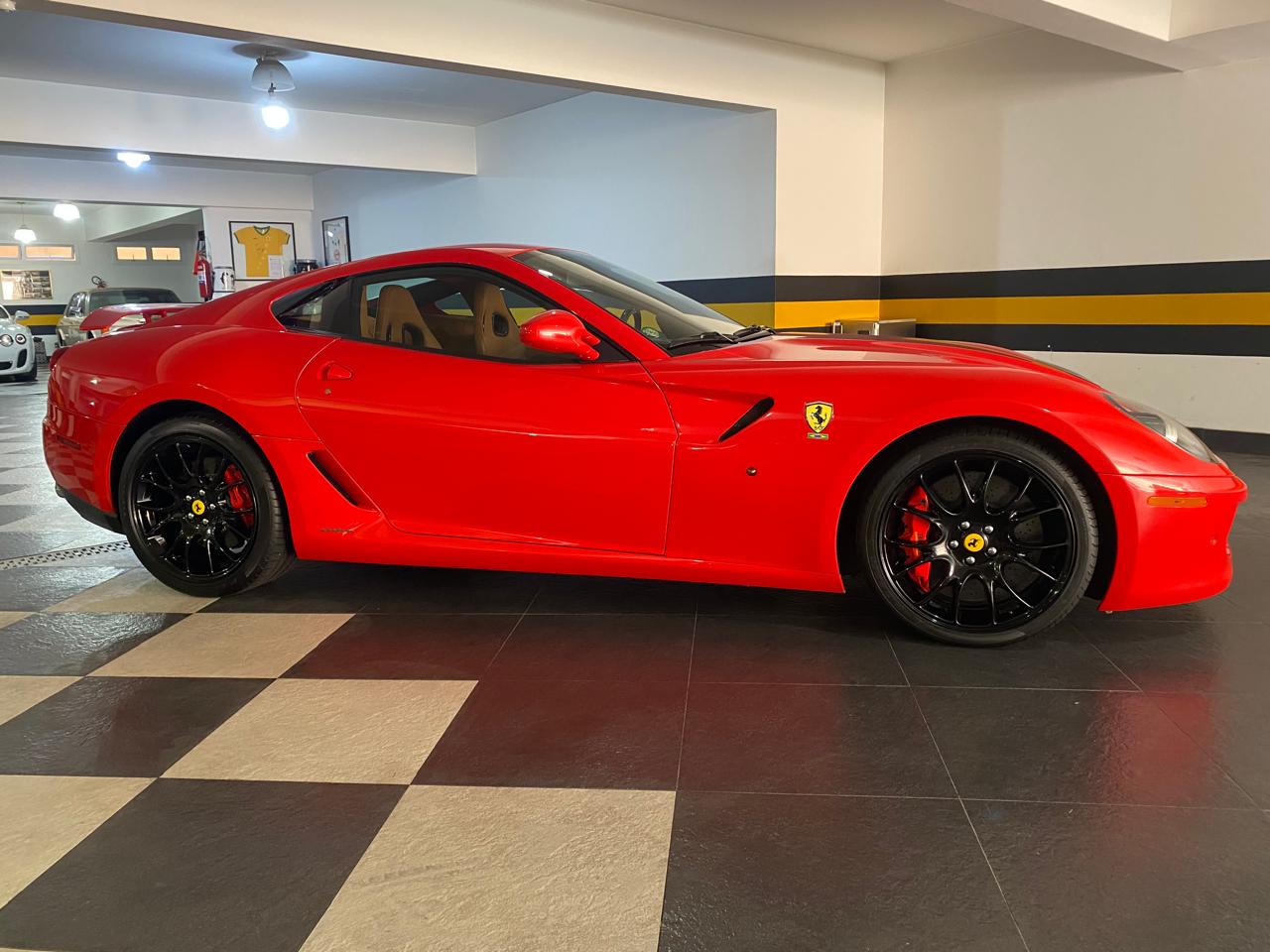 FERRARI 599 GTB FIORANO